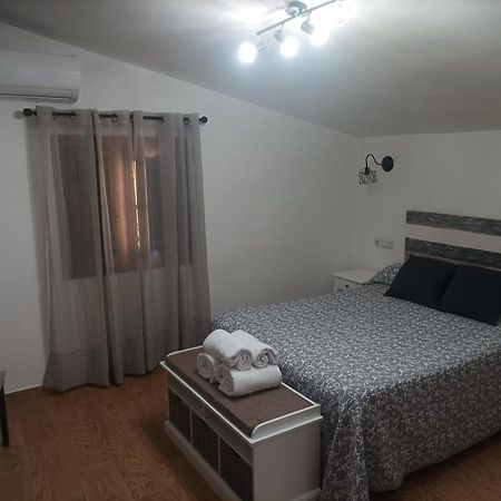 הוילה סגורה דה לה סיירה Casa La Piedra מראה חיצוני תמונה